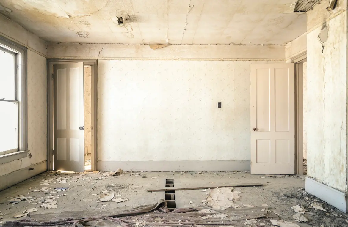 Waste disposal crew managing a cleanout project in Bunk Foss